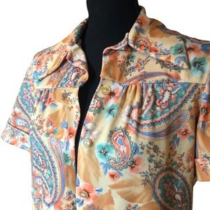 VTG Paisley Print Butterfly Collar Button Up With Pockets